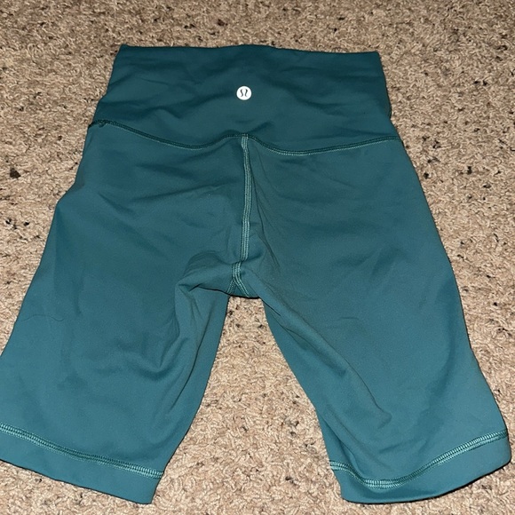 lululemon 6 in. wunder train short - Picture 2 of 3